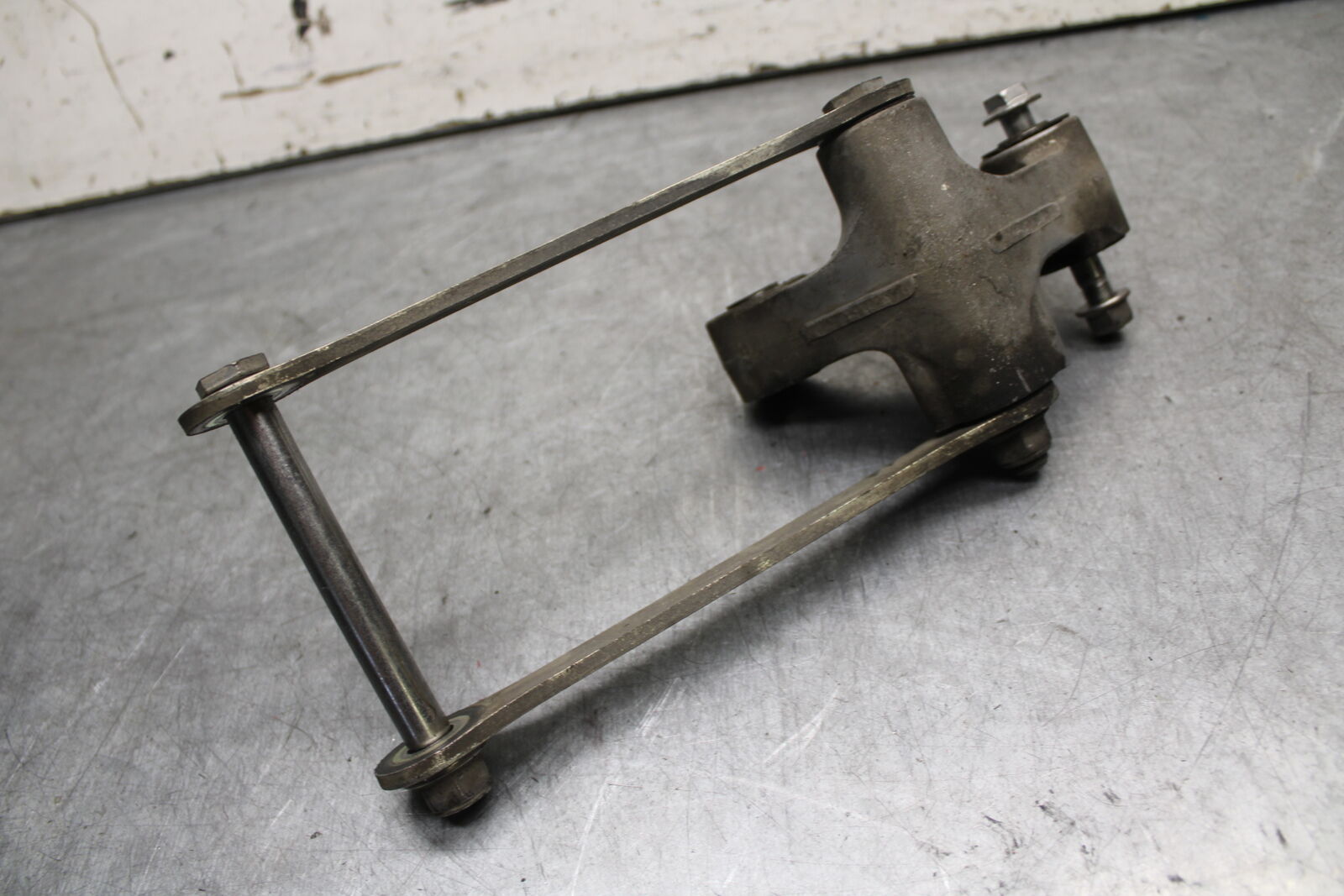 13-18 KAWASAKI NINJA ZX6R REAR DOGBONE SHOCK LINKAGE 39007-0045 39111-0316 BB666