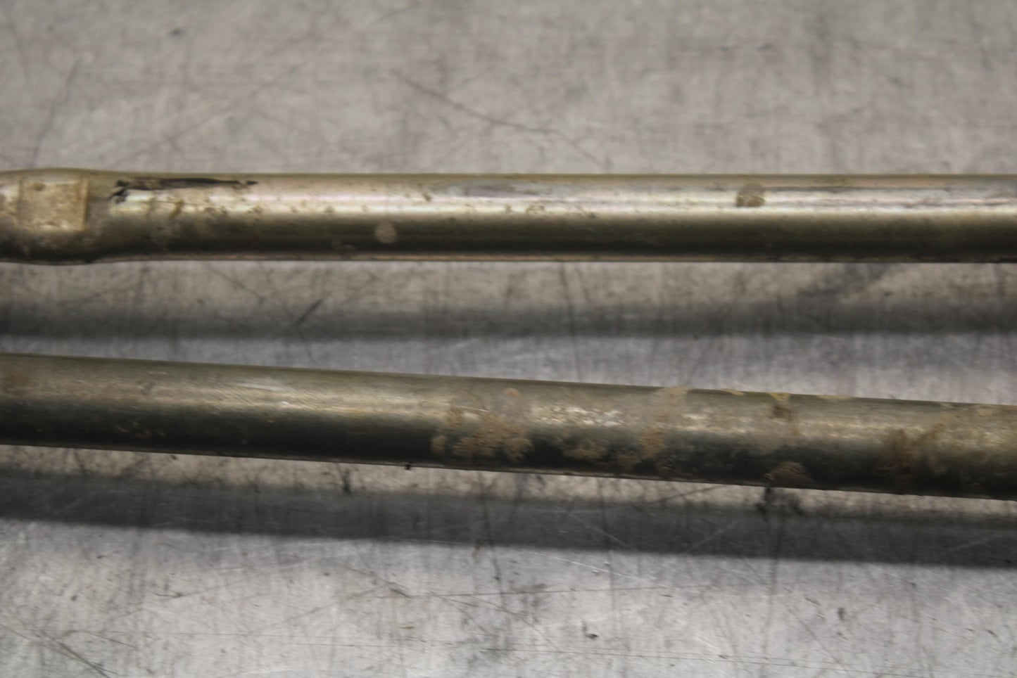 2001 Yamaha Banshee YFZ350 STEERING TIE RODS ROD SET PAIR 2GU-23831-01-00  BB79