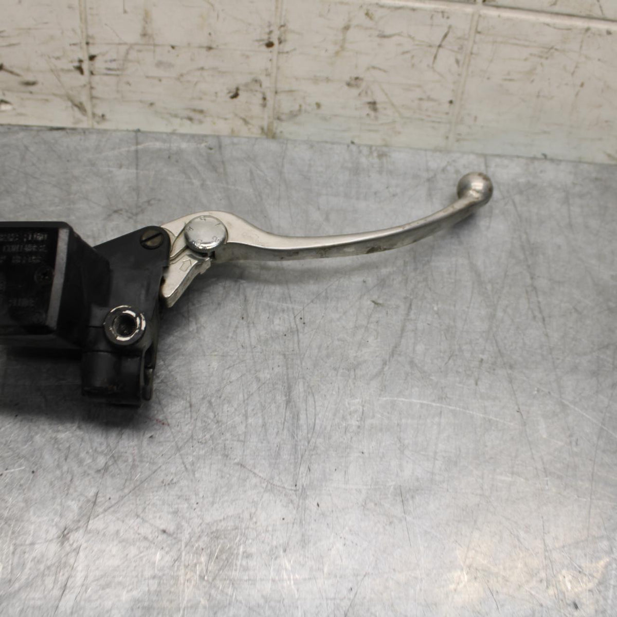 03-06 KAWASAKI Z1000 FRONT BRAKE MASTER CYLINDER BB487