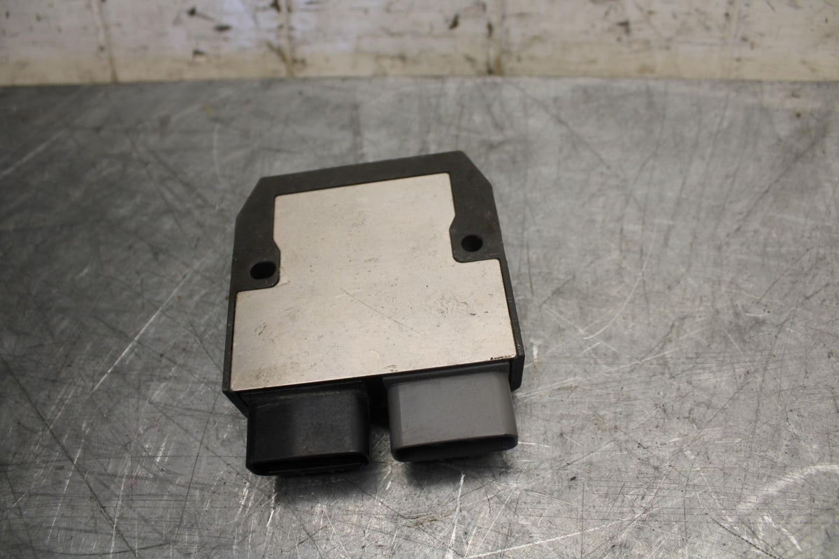 2016 Yamaha XSR900 ABS RECTIFIER VOLTAGE REGULATOR BB516