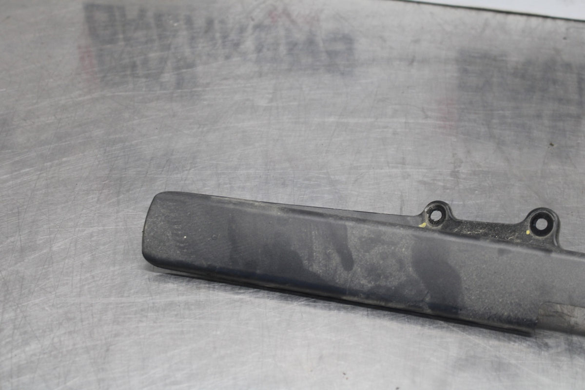 04-05 KAWASAKI NINJA ZX10R REAR BACK DRIVE CHAIN GUARD COVER SHIELD BB931