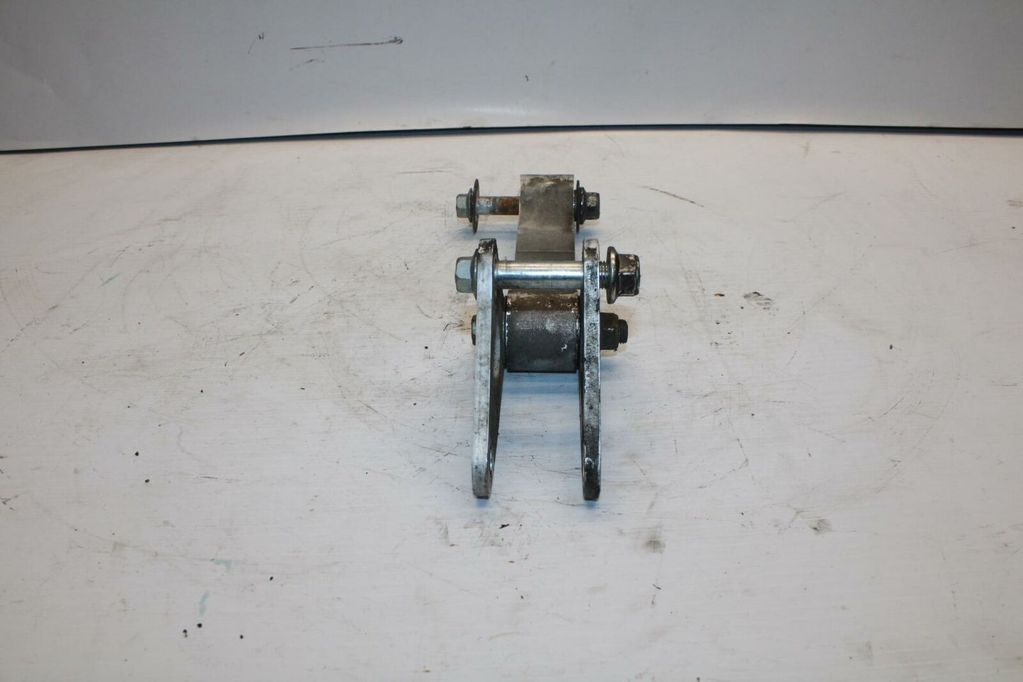 11-21 SUZUKI GSXR600 REAR DOGBONE SHOCK LINKAGE  62602-14860 62611-14J00 BB260