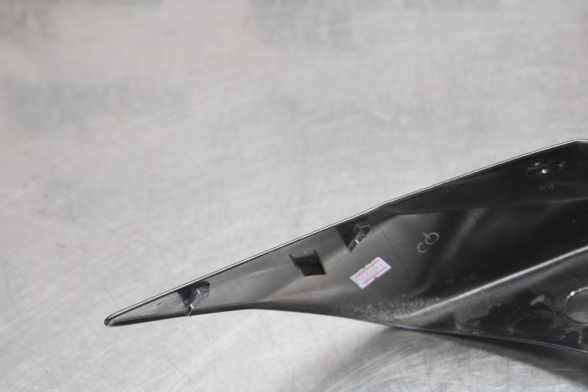 25 KAWASAKI Z900 LEFT REAR BACK TAIL FAIRING COWL SHROUD BB928
