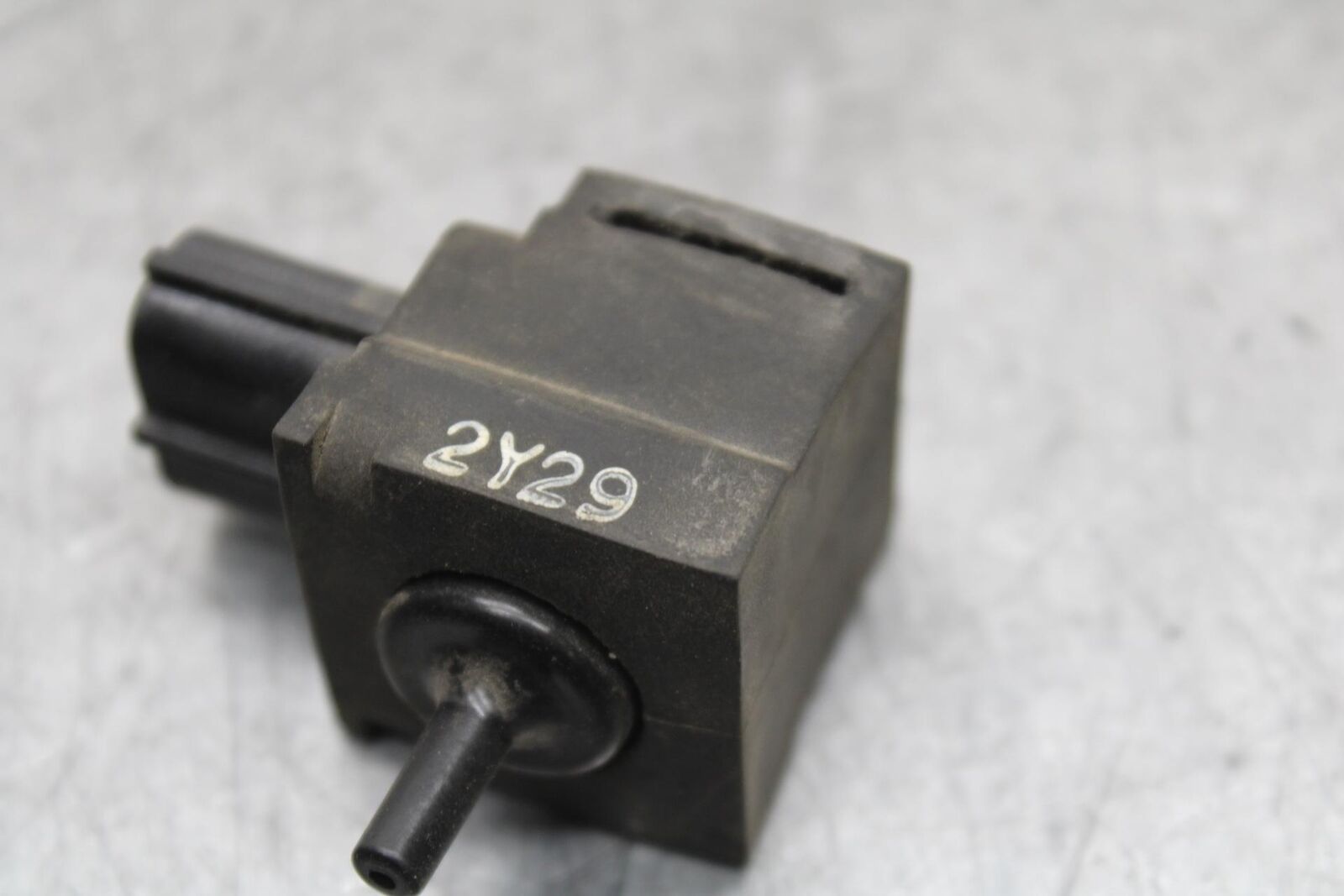2013 Suzuki Boulevard C50T MAP MASS AIR FLOW PRESSURE SENSOR PAIR BB625