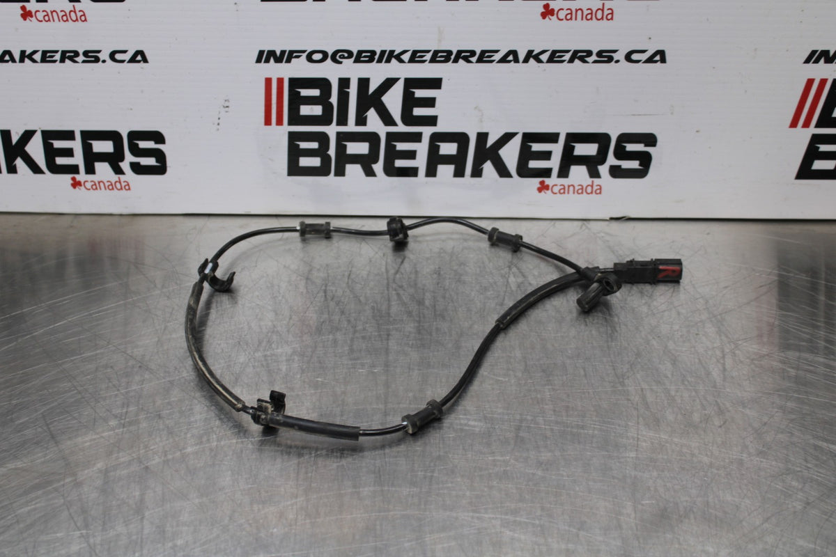 24-25 KAWASAKI NINJA ZX4R REAR ABS BRAKE SENSOR BB174