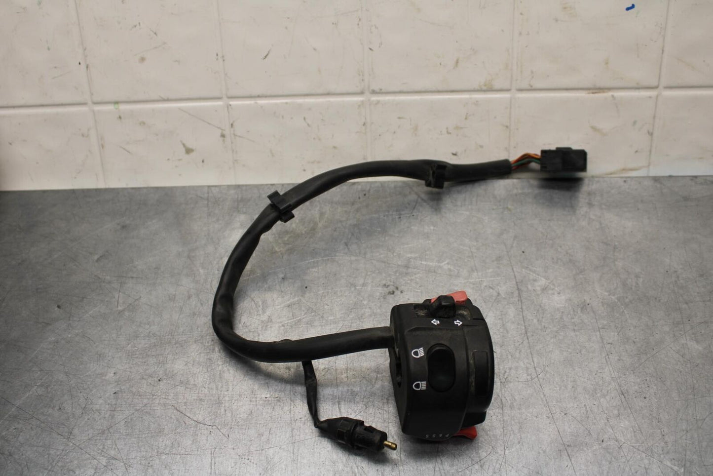 2012 Triumph Daytona 675R LEFT CLIP ON HANDLE HORN SIGNALS SWITCH  BB589