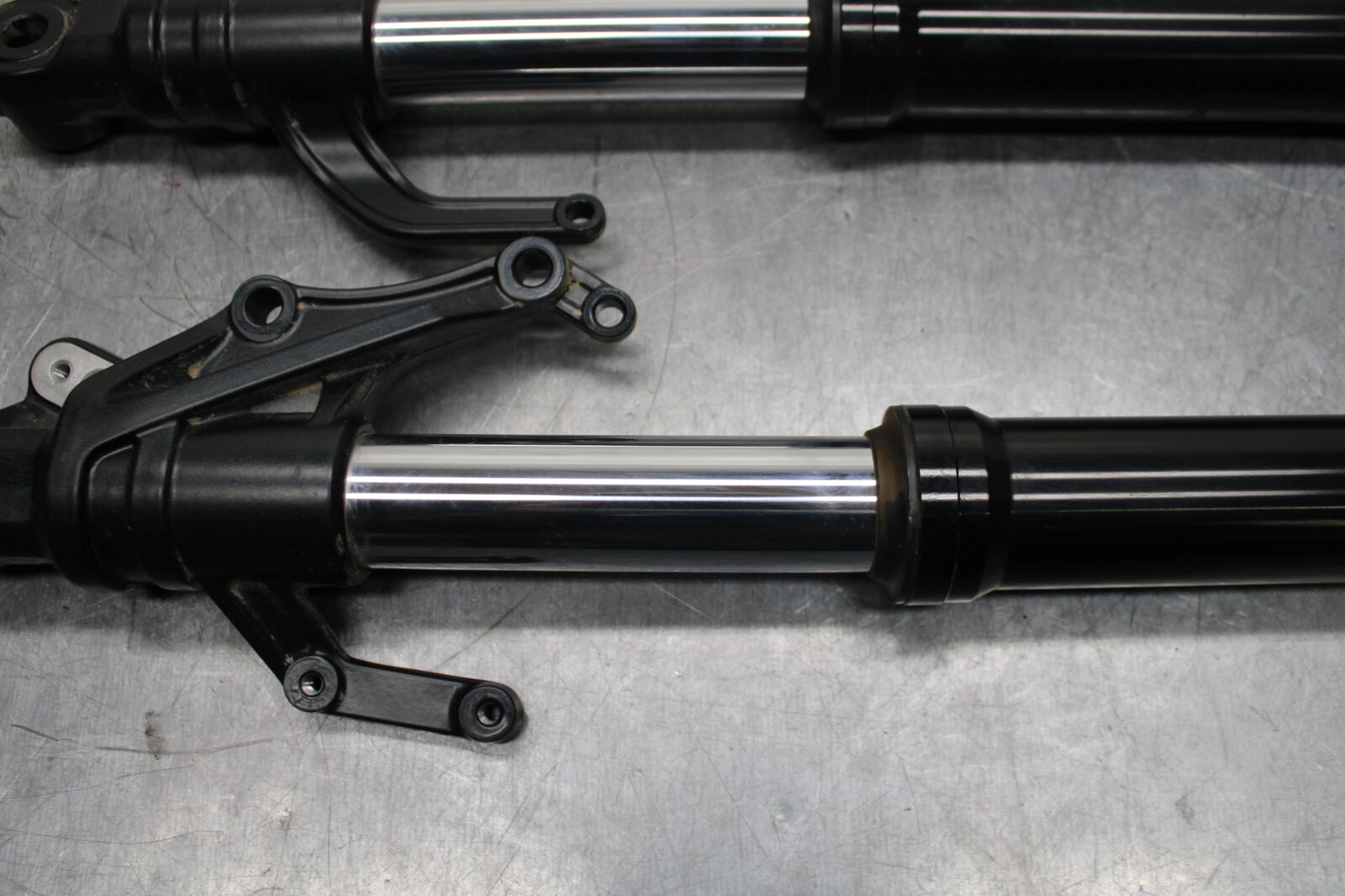 19-24 YAMAHA R3 FRONT FORKS SHOCK SUSPENSION SET PAIR BB736