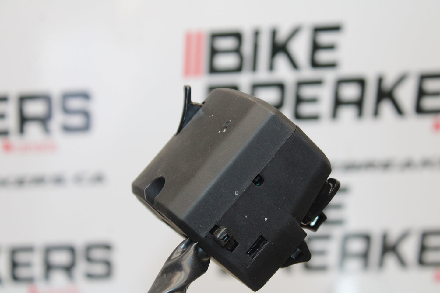 23-24 KAWASAKI NINJA ZX14R NEW!! LEFT CLIP ON HORN SIGNALS SWITCH SWITCHES BB153