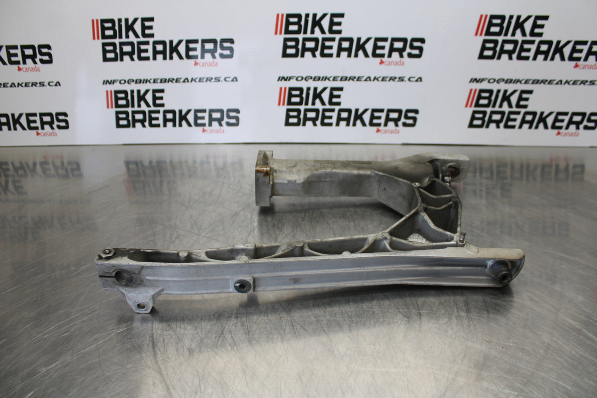 08 MOTO GUZZI BREVA 750 REAR SWINGARM BACK SUSPENSION SWING ARM BB154