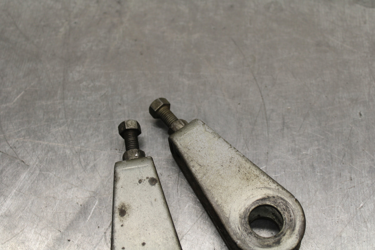 78 SUZUKI GS550E SWINGARM CHAIN TENSIONER ADJUSTMENT BRACKETS  BB133