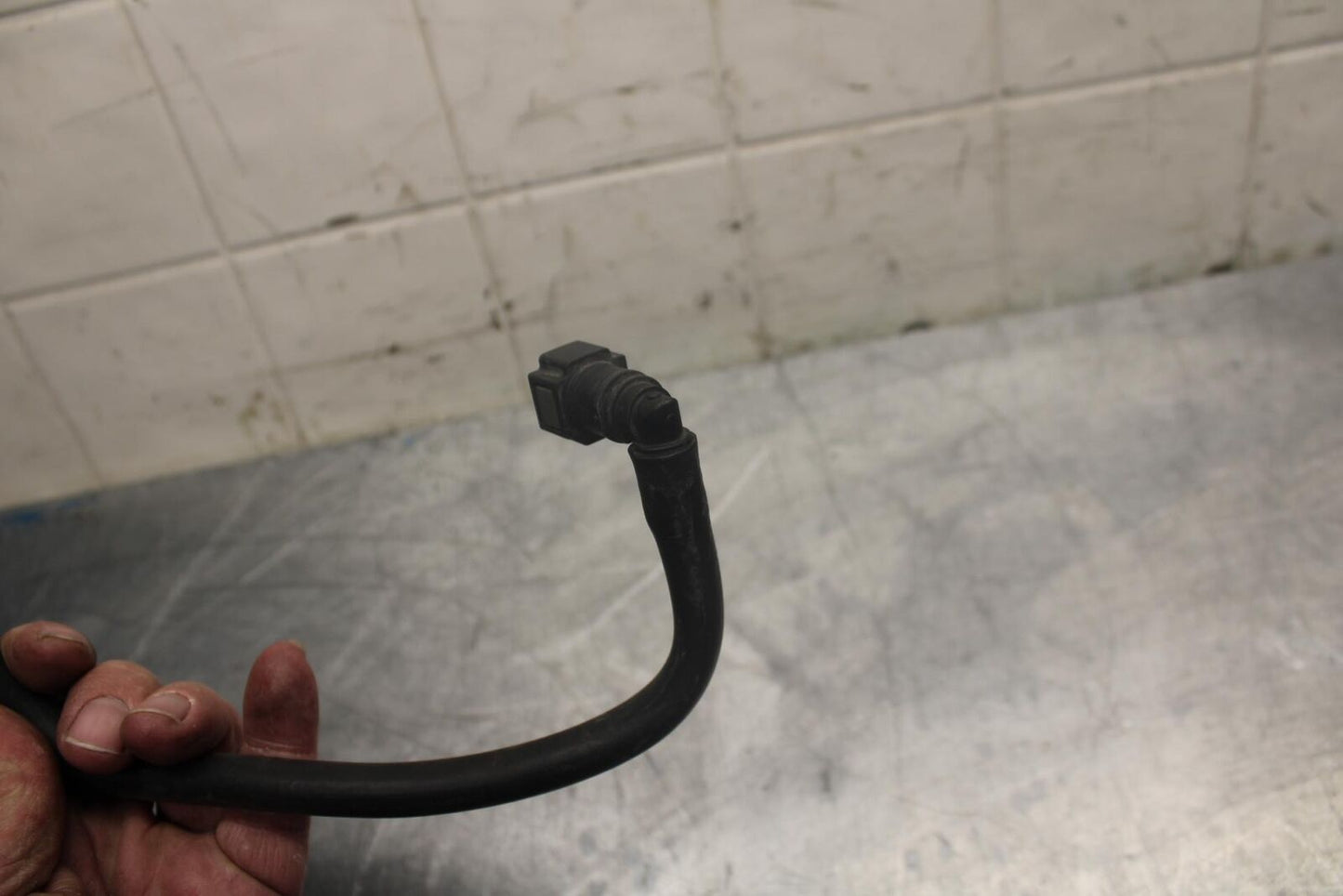 05 YAMAHA YZF R6S FUEL HOSE GAS LINE TUBE PIPE BB462
