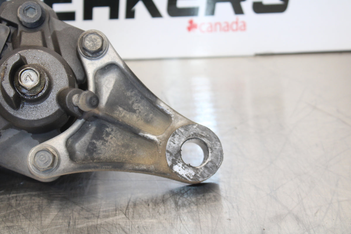 00 SUZUKI SV650 REAR BACK BRAKE CALIPER W MOUNT BRACKET BB156