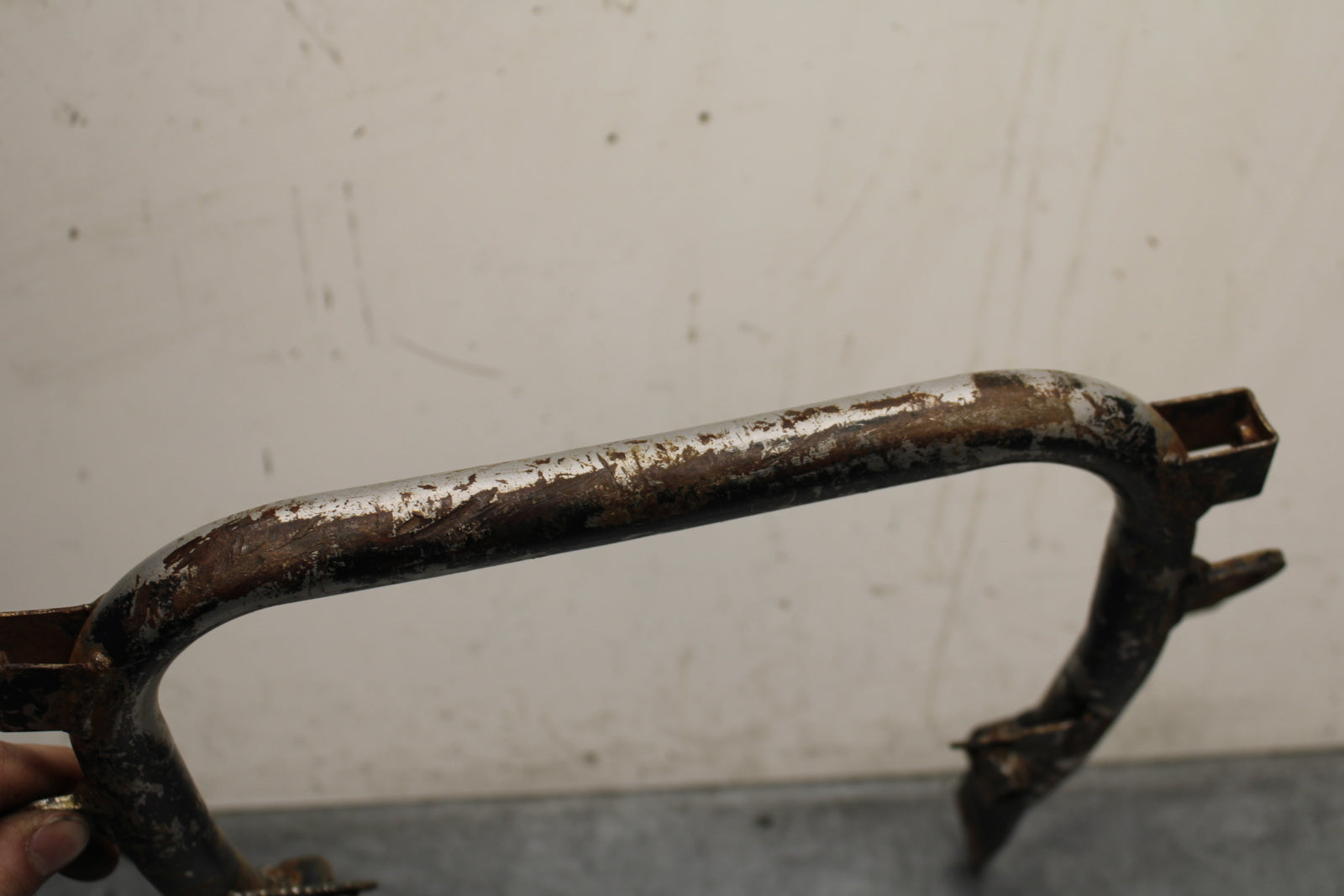 02-06 YAMAHA BANSHEE 350 REAR BACK BUMPER GRAB BAR BB126