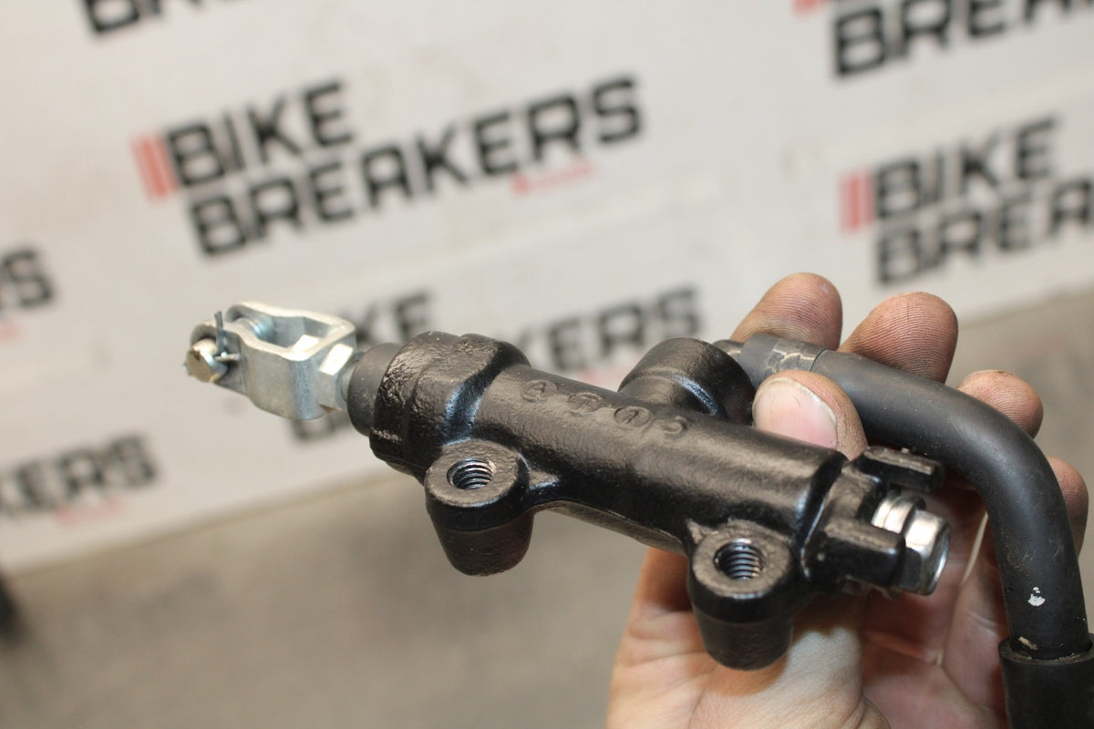24-25 KAWASAKI NINJA ZX6R REAR BACK BRAKE MASTER CYLINDER W RESERVOIR BB939