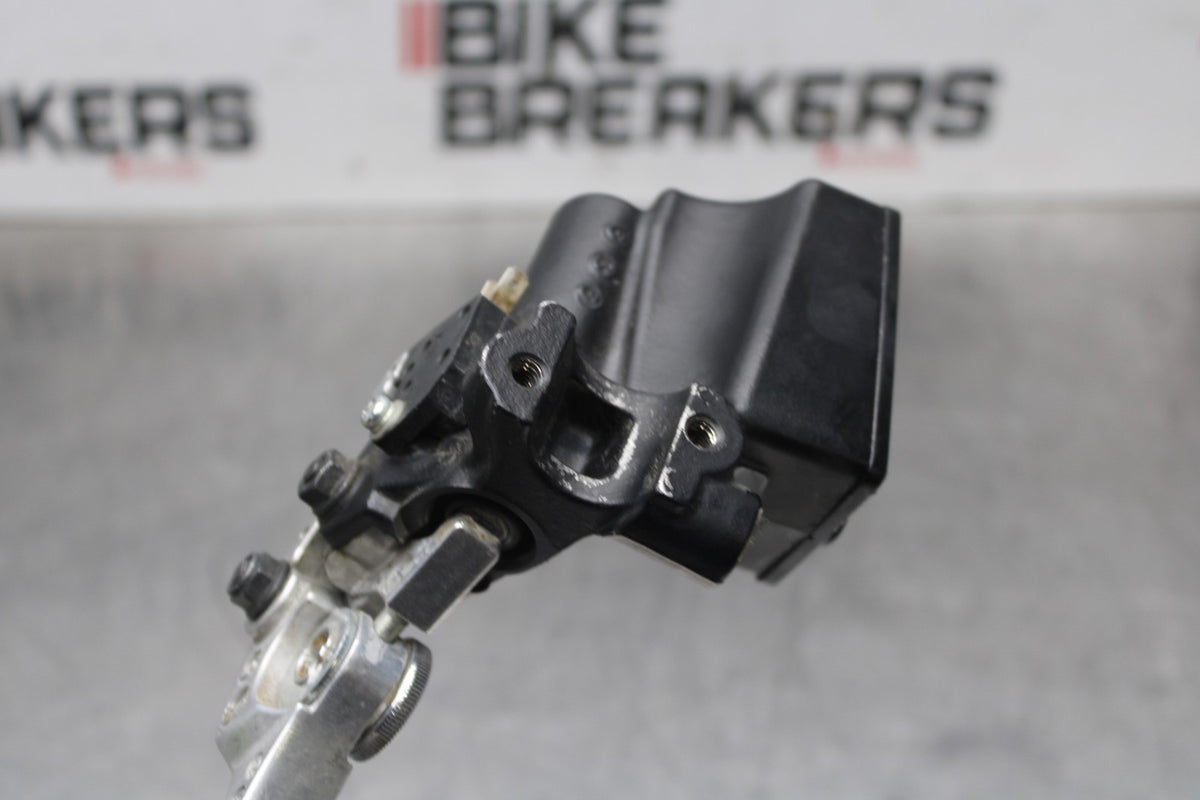 14 TRIUMPH STREET TRIPLE ABS FRONT BRAKE MASTER CYLINDER w/ LEVER BB808