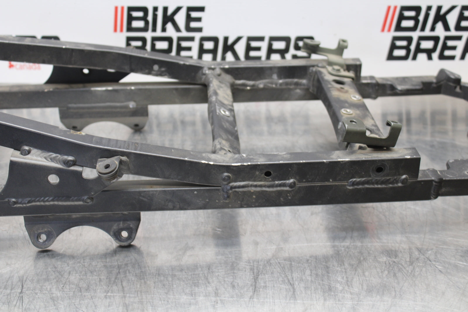 04-05 KAWASAKI NINJA ZX10R REAR SUBFRAME BACK SUB FRAME BB163