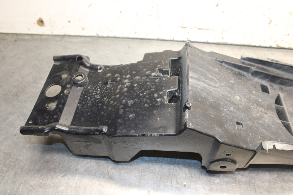 15-16 HONDA CB300F REAR BACK TAIL UNDERTAIL BATTERY TRAY PLASTIC BB740