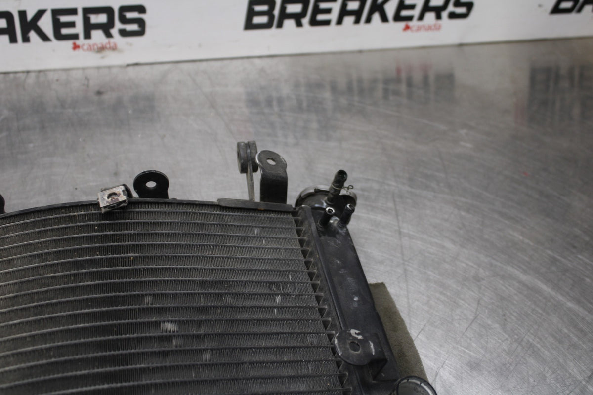 03-04 YAMAHA YZF R6 ENGINE RADIATOR MOTOR COOLER COOLING RADIATER BB890