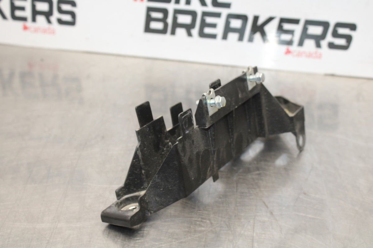 14-17 YAMAHA FZ07 ECU ECM CDI MOUNT BRACKET BB766