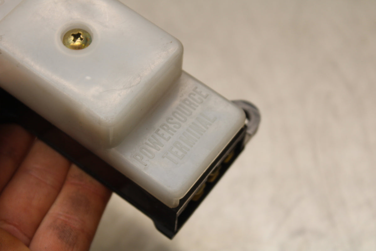 86 SUZUKI GS750ES RELAY ASSEMBLY FUSE BOX BB140