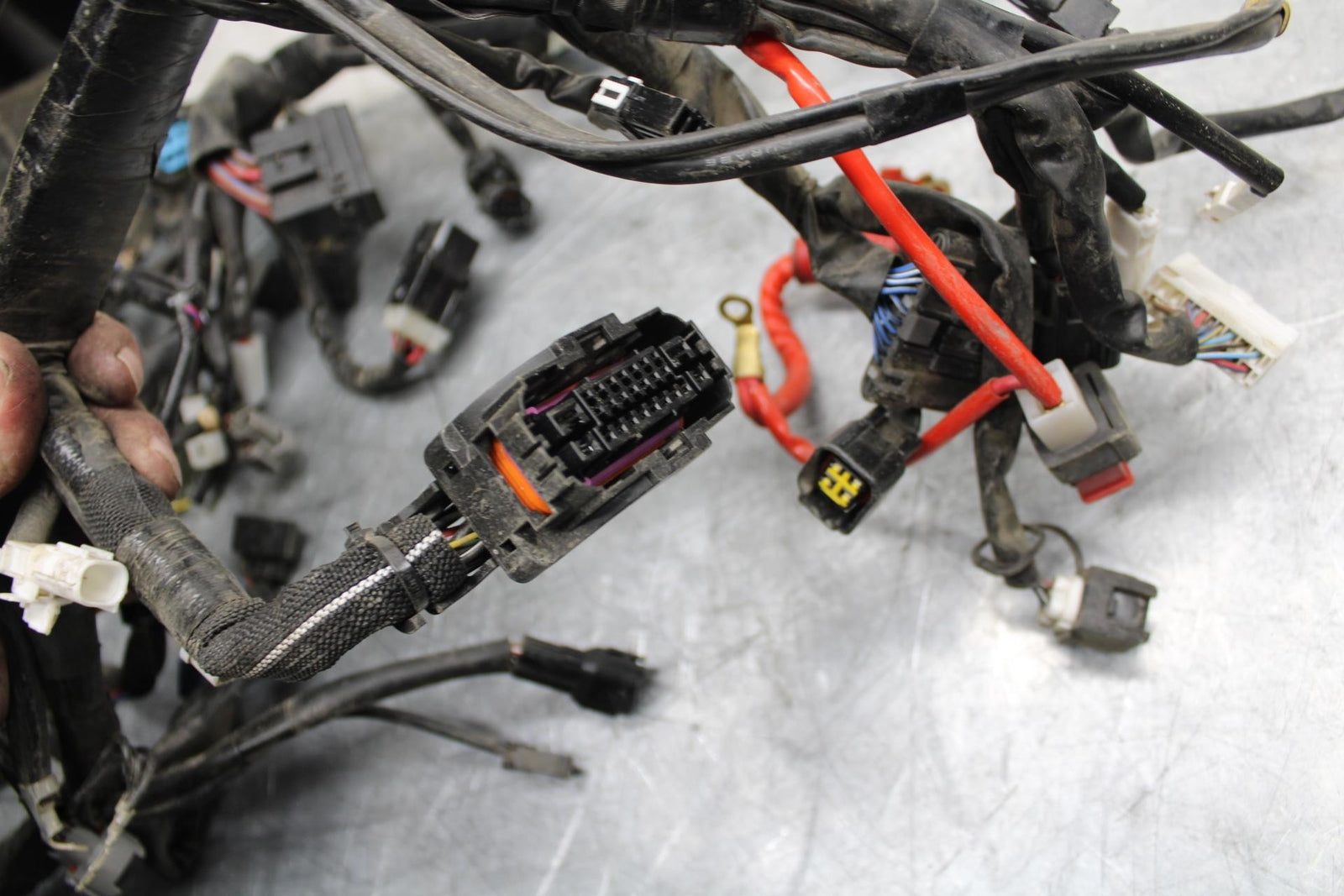 18 YAMAHA YZF R1  MAIN ENGINE WIRING HARNESS MOTOR WIRE LOOM BB473