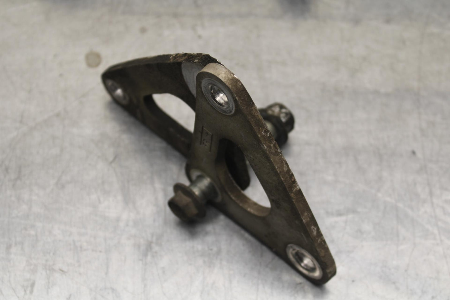 2011 Suzuki GSXR600 REAR DOGBONE SHOCK LINKAGE LINK BB605