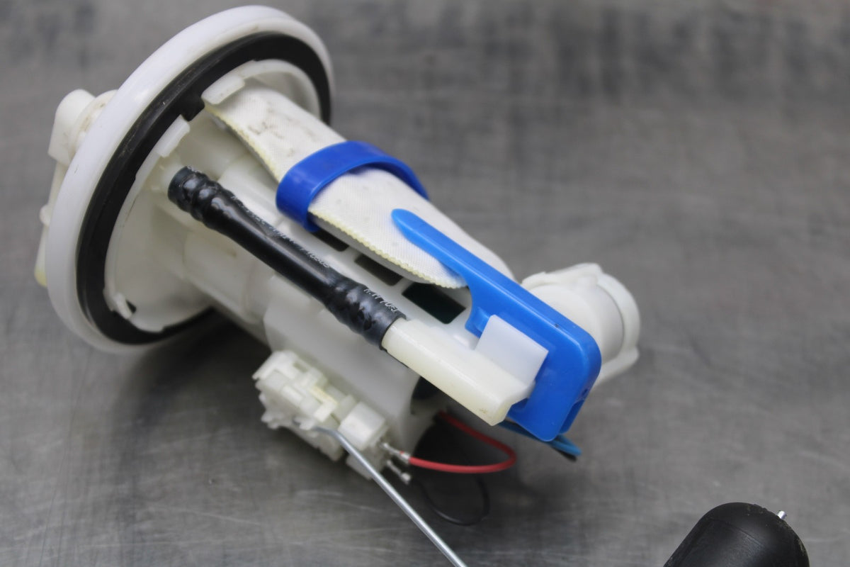 17-18 YAMAHA YZF R3 FUEL PUMP GAS PETROL SENDER UNIT BB788