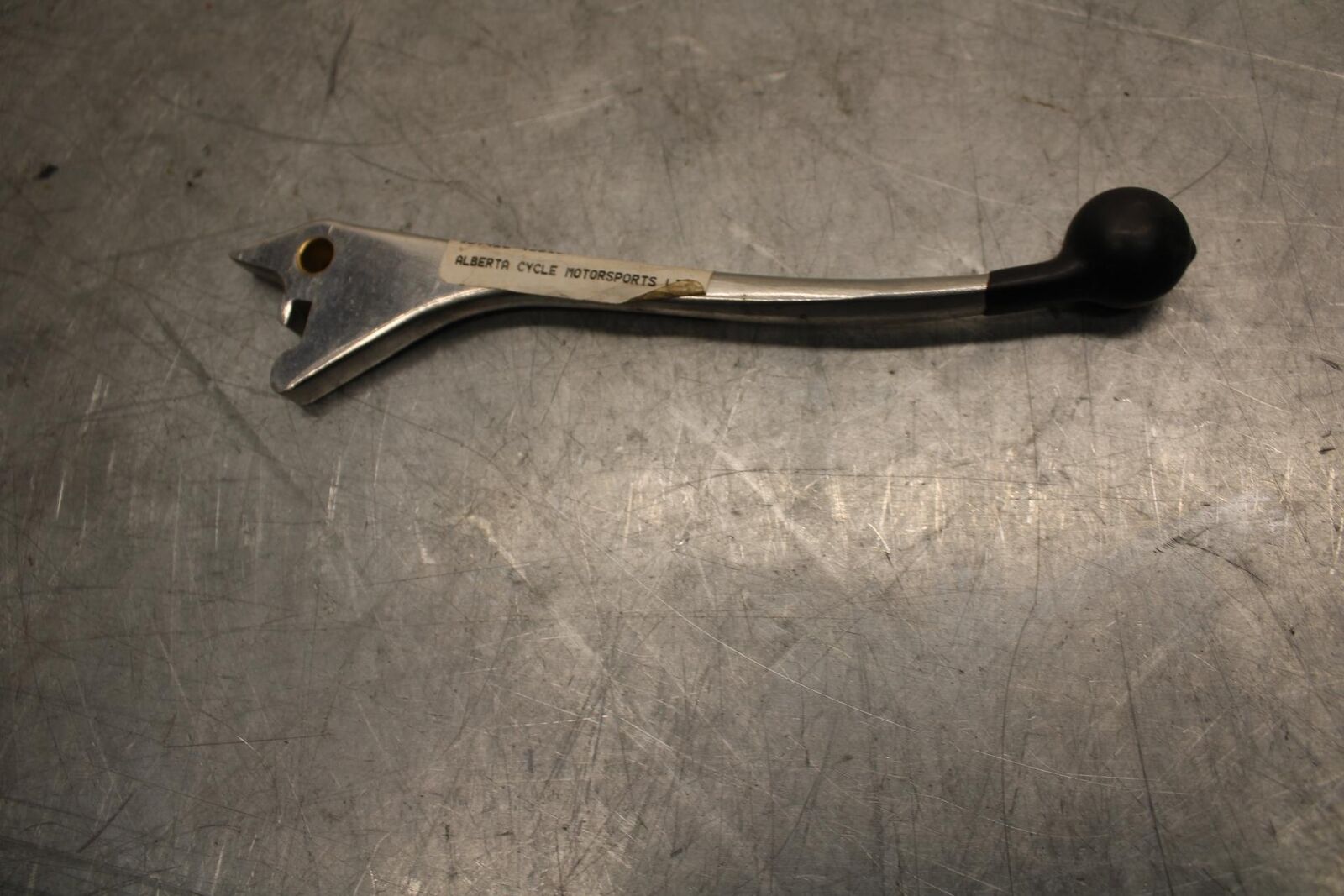 1975 Suzuki GT550 750 RIGHT CLIPON HANDLEBAR BRAKE LEVER 57420-45010 BB36