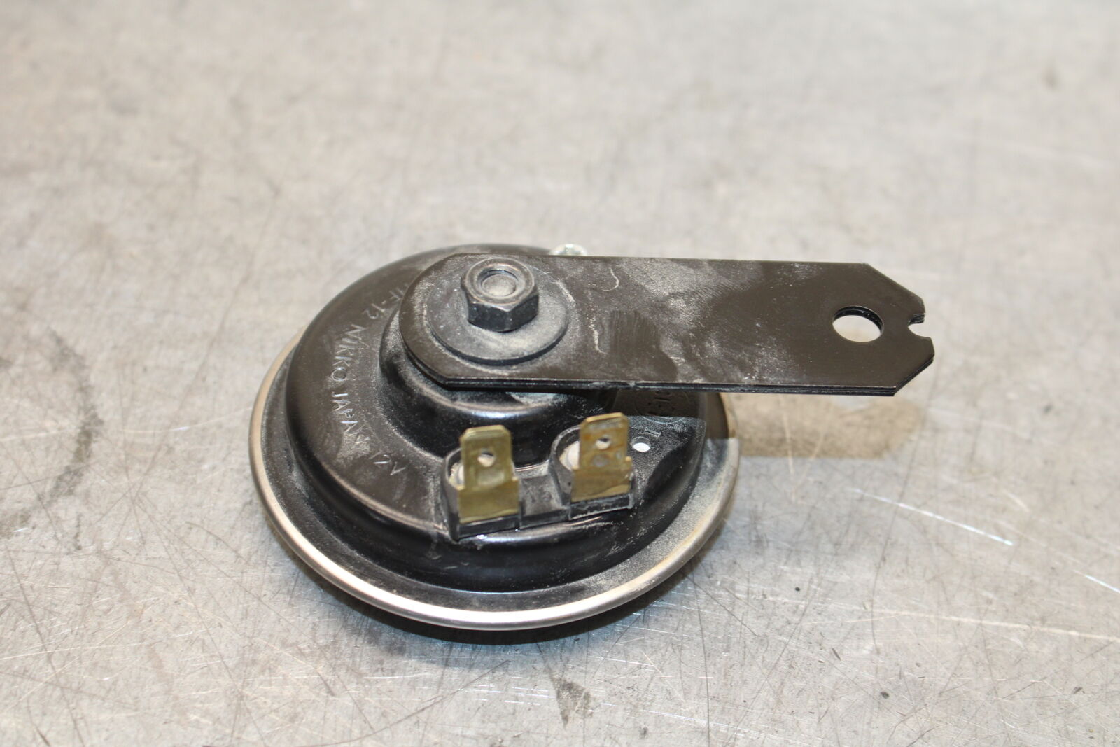 22-24 YAMAHA XSR900 HORN SIGNAL BB683