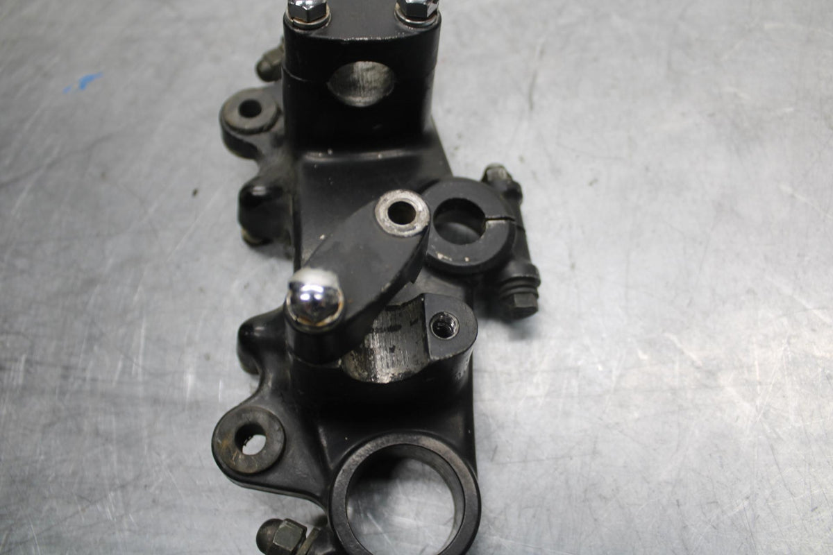 1981 Suzuki GS850G FORKS UPPER TRIPLE TREE CLAMP BB37