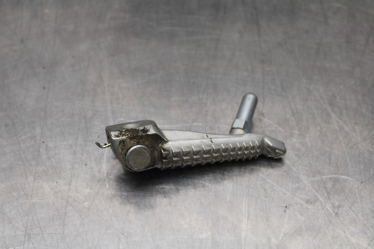 13-17 KAWASAKI NINJA 300 EX300 ABS RIGHT FRONT FOOT REST PEG STEP BB187