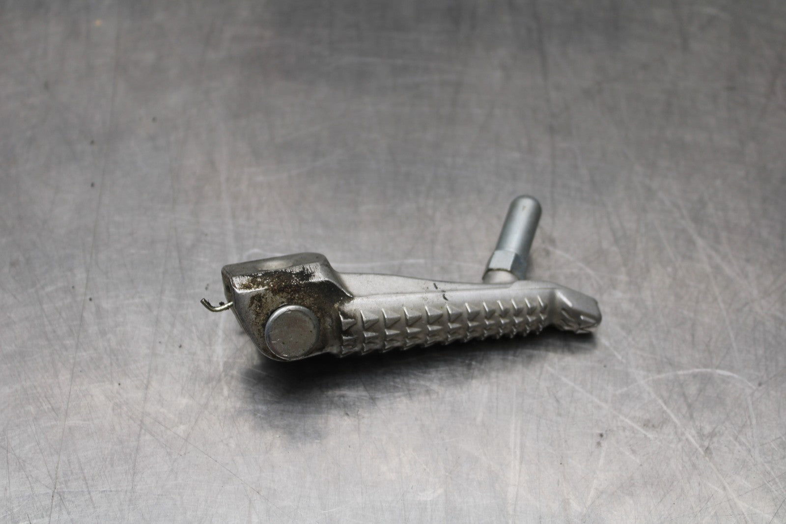 13-17 KAWASAKI NINJA 300 EX300 ABS RIGHT FRONT FOOT REST PEG STEP BB187