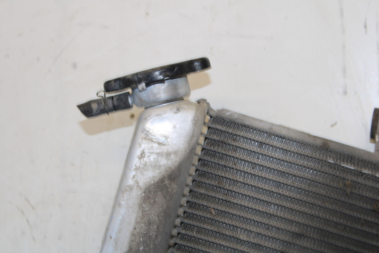19-23 KAWASAKI NINJA ZX6R ENGINE RADIATOR MOTOR COOLER COOLING RADIATER BB701