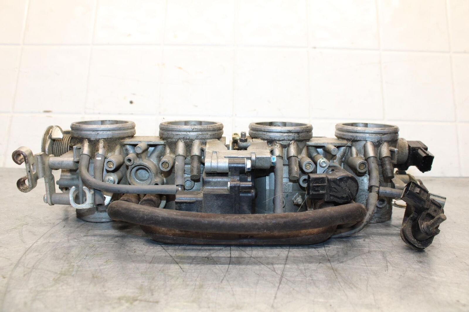 11-15 KAWASAKI ZX1000R MAIN FUEL INJECTORS / THROTTLE BODIES BB445