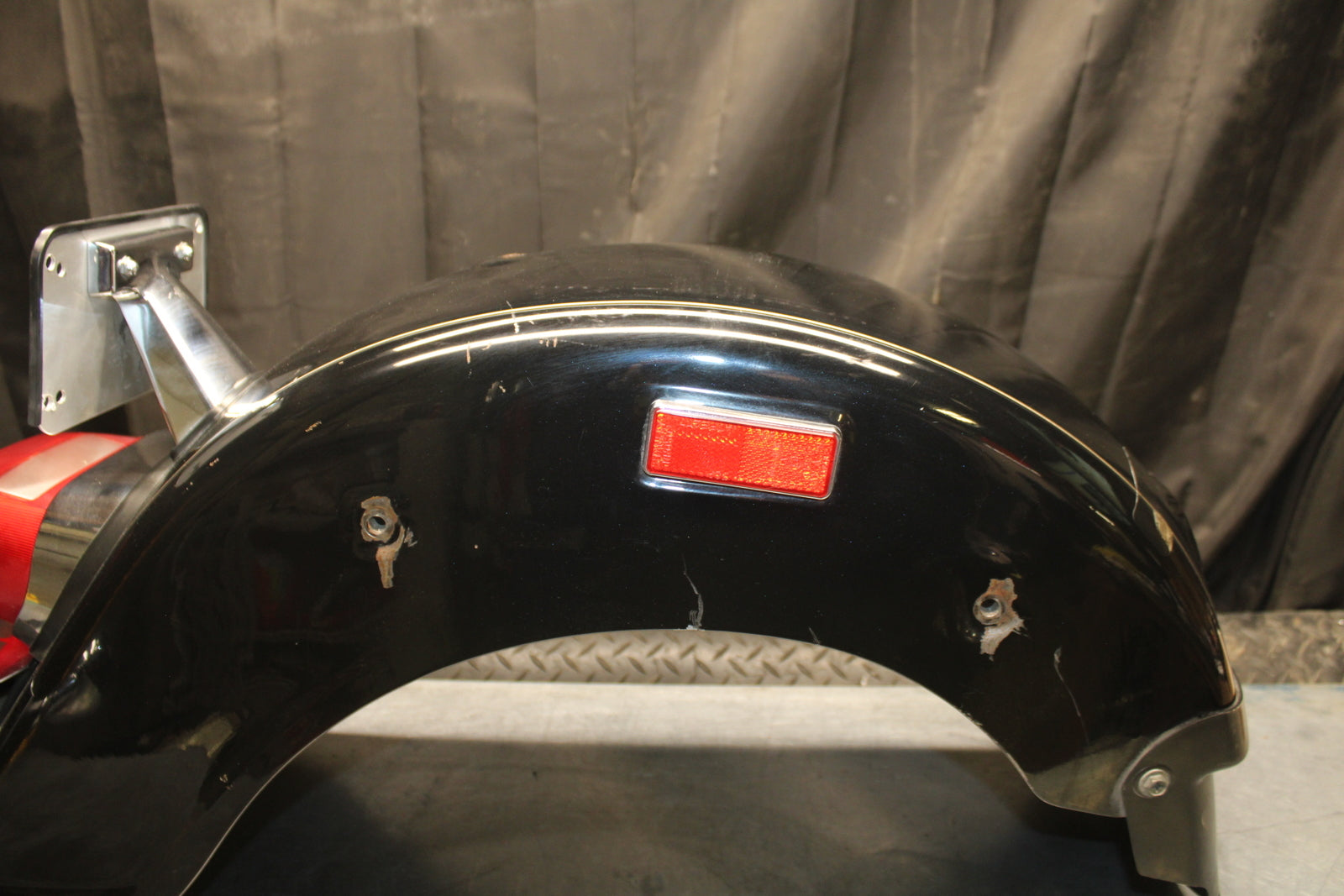 00 SUZUKI INTRUDER 1500 VL1500 REAR BACK WHEEL FENDER MUD GUARD BB761