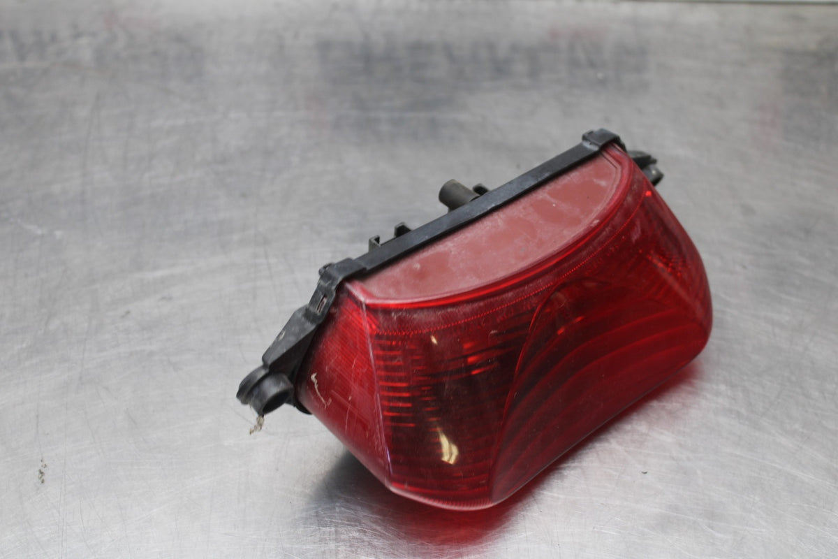 98-05 HONDA SUPER HAWK 1000 VTR1000F REAR TAIL TAILLIGHT BACK BRAKE LIGHT BB924