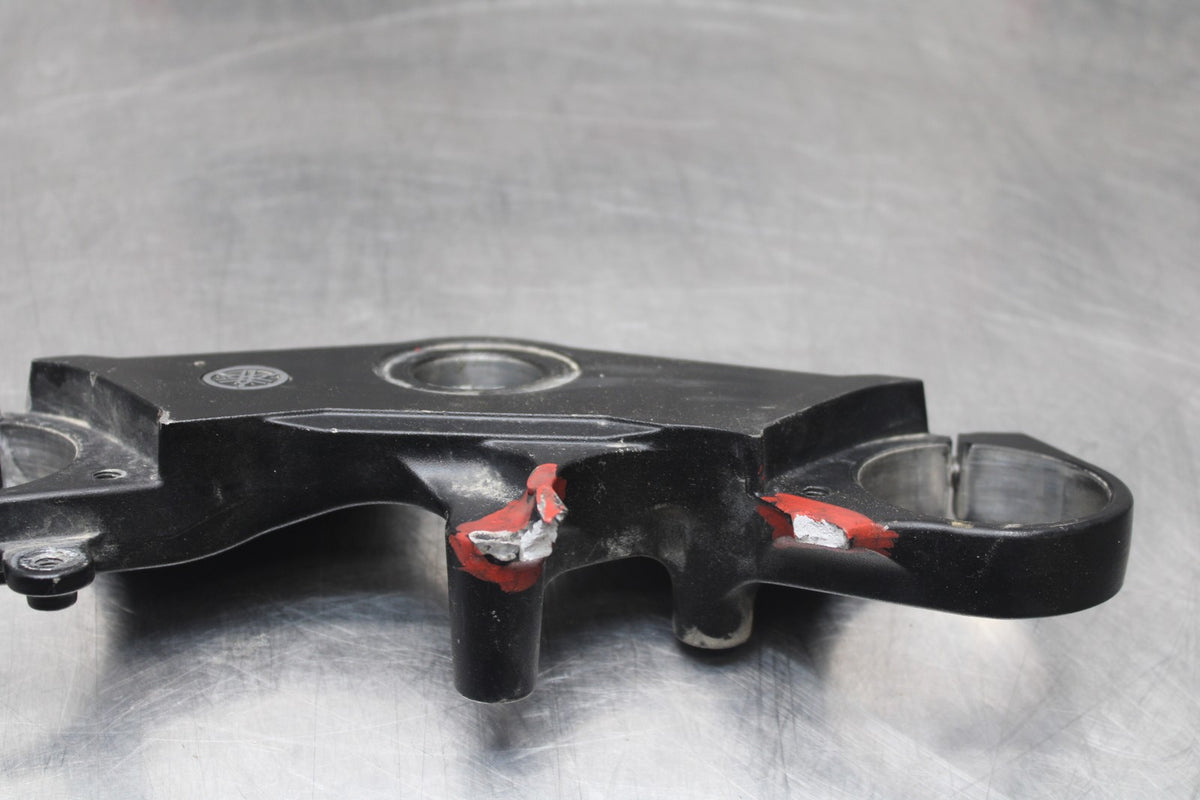 03-05 YAMAHA YZF R6  FORKS UPPER TRIPLE TREE CLAMP BB793