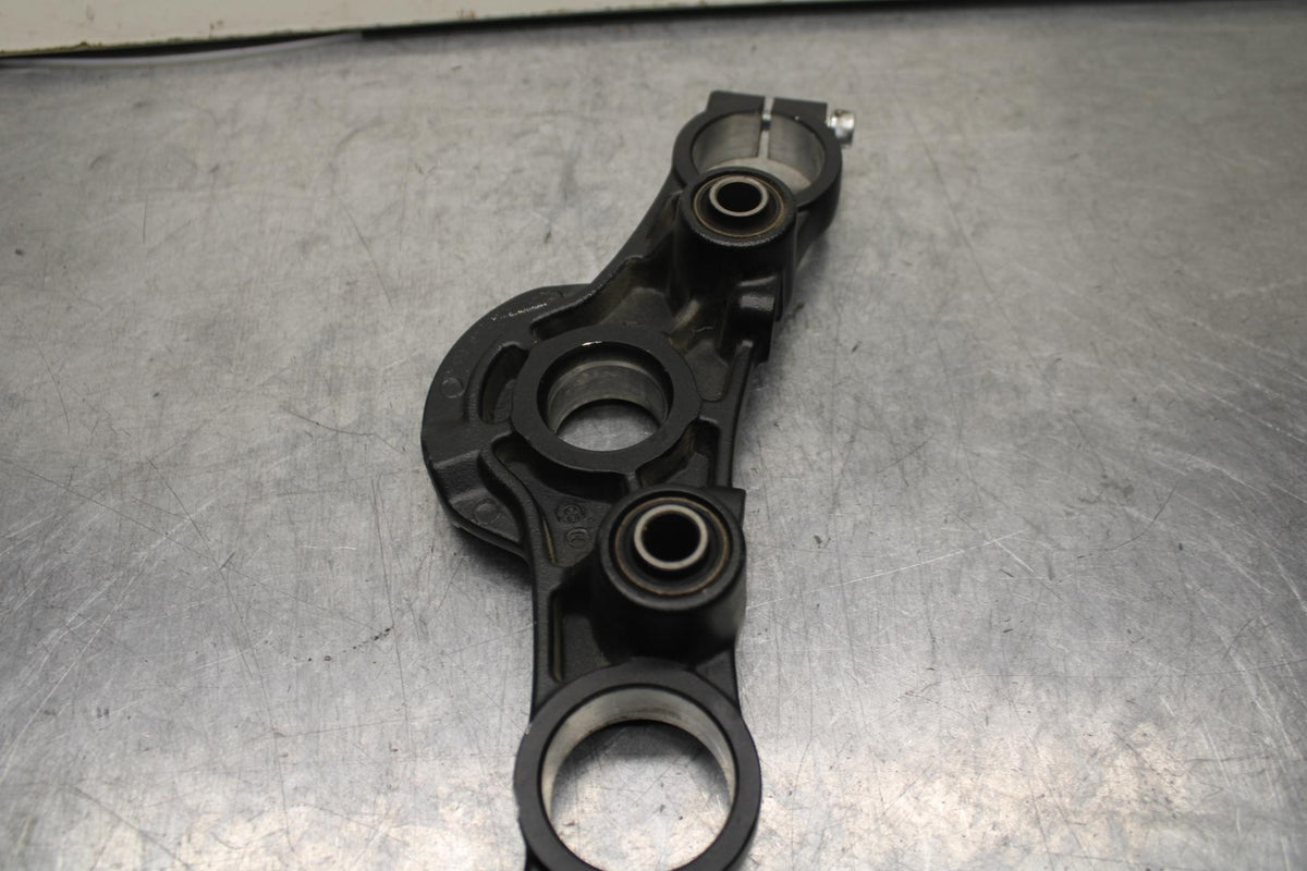 17-20 KAWASAKI NINJA 650 EX650 ABS FORKS UPPER TRIPLE TREE CLAMP BB88