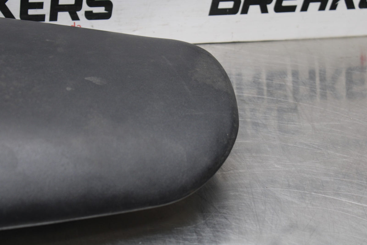 98 KAWASAKI NINJA ZX6 REAR BACK PASSENGER TANDEM SEAT PAD SADDLE PILLION BB870