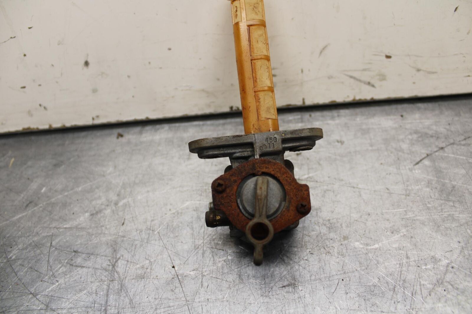 80-81 SUZUKI GS1000G FUEL GAS TANK PETCOCK SHUT ON OFF VALVE PARTS BB91