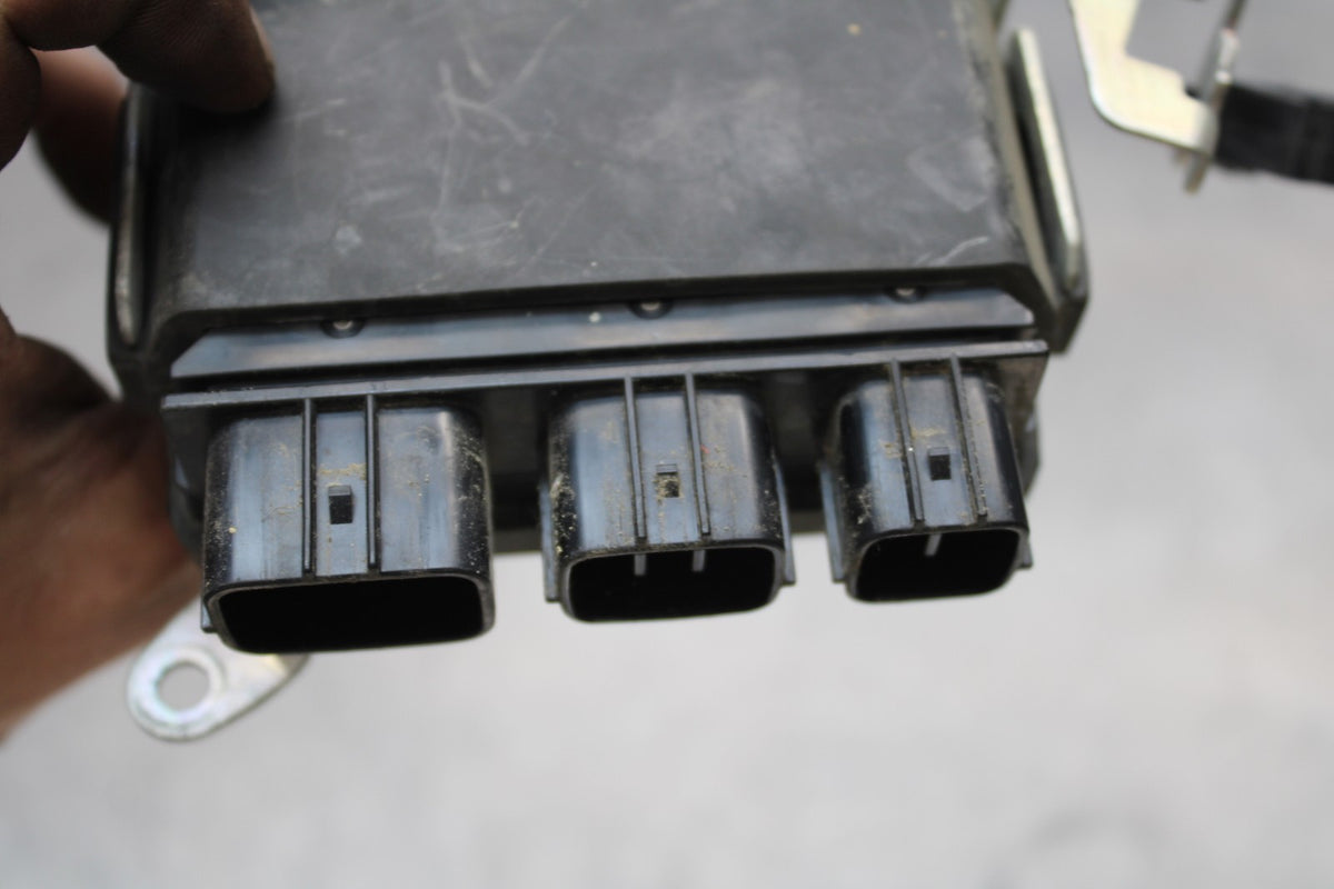 2007 Kawasaki Ninja ZX6R ZX600P RELAY ASSEMBLY FUSE BOX BB175