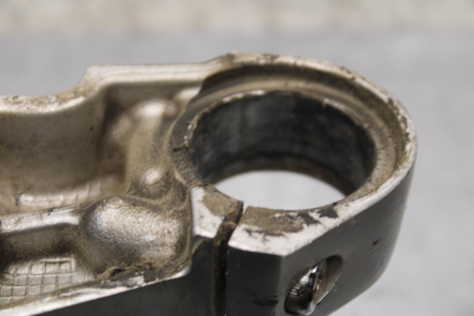 2005 Kawasaki Vulcan 1500 VN1500N Classic FORKS UPPER TRIPLE TREE CLAMP BB576