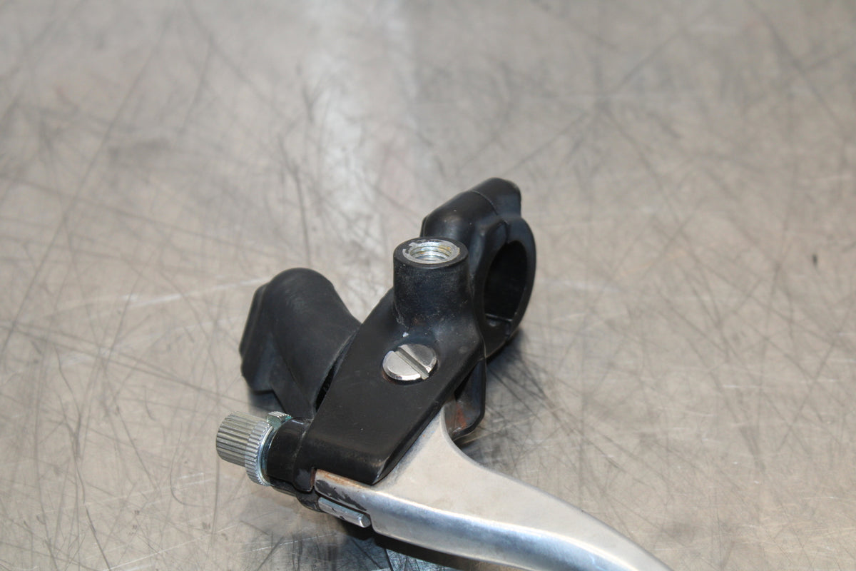 15-16 HONDA CB300F CLUTCH PERCH MOUNT WITH LEVER  BB150