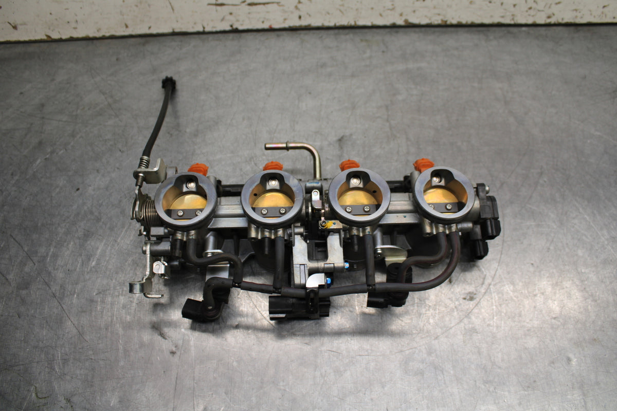 13-17 KAWASAKI NINJA ZX6R ZX636E MAIN FUEL INJECTORS / THROTTLE BODIES BB735