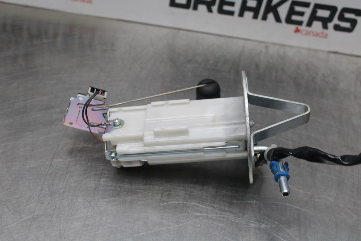 08-10 SUZUKI GSXR 600 FUEL PUMP GAS PETROL SENDER UNIT BB202