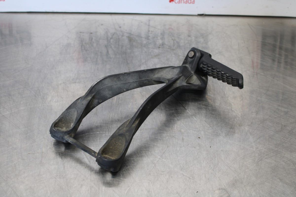 2007 Kawasaki Ninja ZX6R ZX600P RIGHT REAR BACK PASSENGER PEG BB175