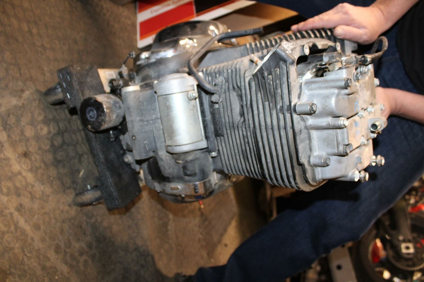 05-09 SUZUKI BOULEVARD C90 ENGINE MOTOR bb332