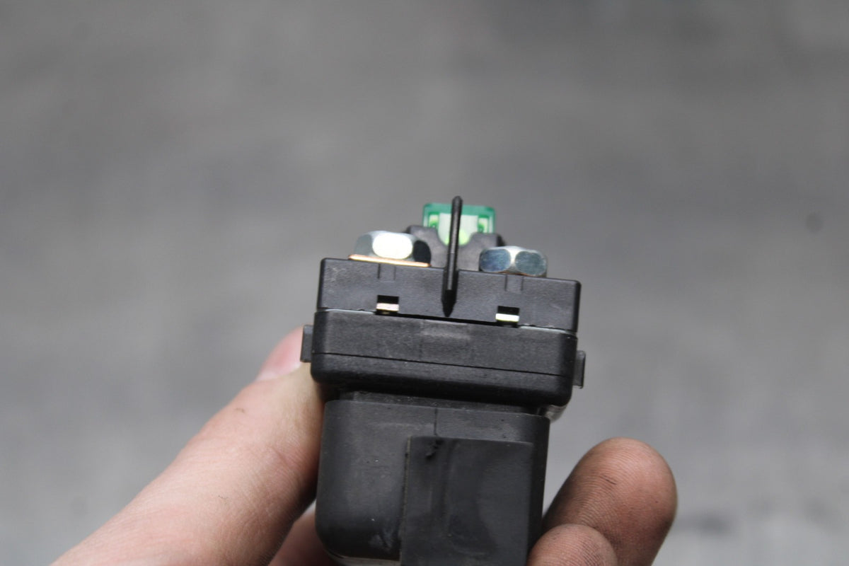 06-07 SUZUKI GSXR 600 ENGINE STARTER RELAY STARTING MOTOR SWITCH BB822
