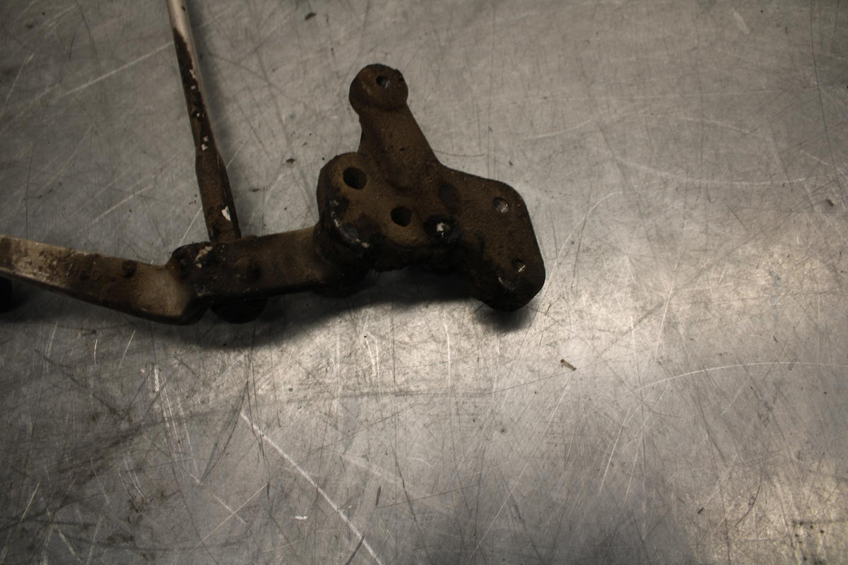 08-10 SUZUKI GSXR750 SHIFTER LINKAGE  LINK PEDAL 25525-01H00 25600-01H01 bb476