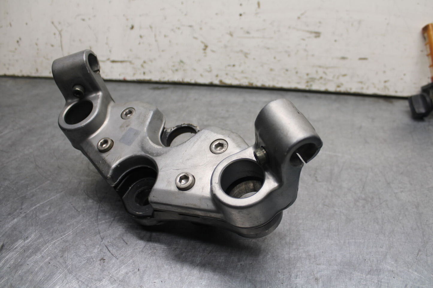 04-05 SUZUKI KATANA 750 GSX750F FORKS UPPER TRIPLE TREE CLAMP BB110